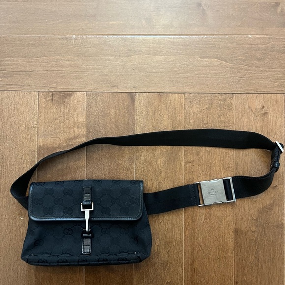 Gucci Black Belt Bag Vintage - Picture 1 of 8